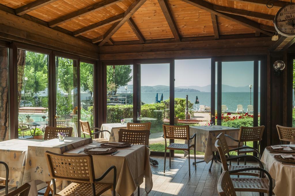 Hotel Kursaal Passignano sul Trasimeno Dış mekan fotoğraf