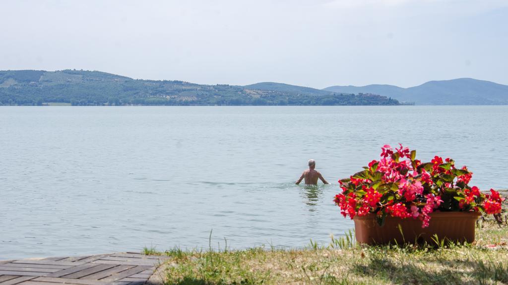 Hotel Kursaal Passignano sul Trasimeno Dış mekan fotoğraf