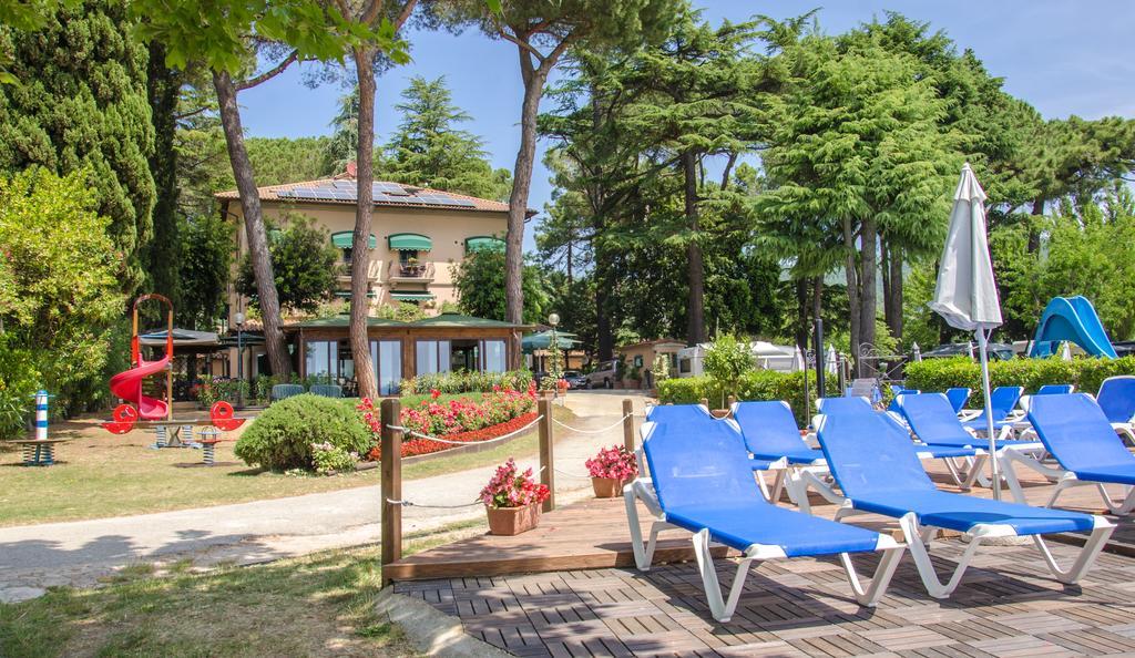 Hotel Kursaal Passignano sul Trasimeno Dış mekan fotoğraf